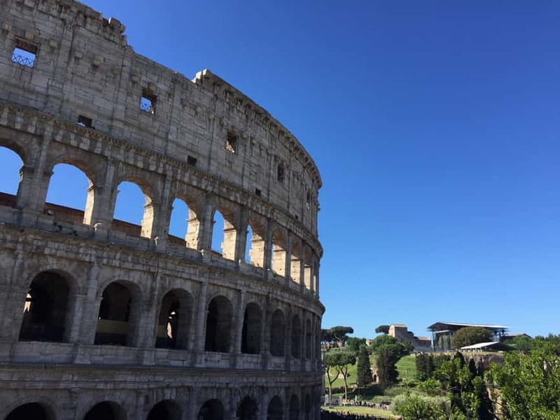 Rome: Mamertine Prison, Colosseum Experience, & Audio Guide - Starting at the Mamertine Prison