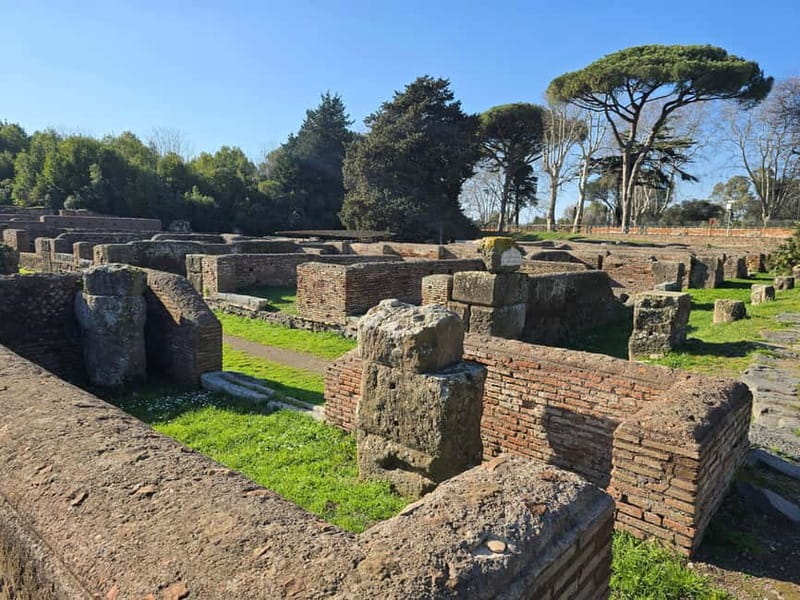 Rome:Ostia Antica Skip-the-line Ticket & Audioguide - The Roman Forum and the first look at city life
