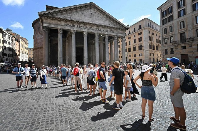 Rome Pantheon Guided Audio Tour Skip The Line Escorted Entrance - The dome and oculus inside the Pantheon