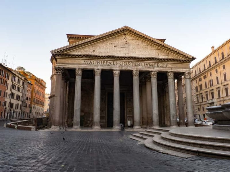 Rome: Pantheon Priority Entry Ticket & Audio Guide App - Entering through the priority line