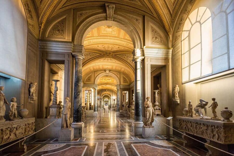 Rome: Sistine Chapel, Vatican Museums Entry, & Audioguide - Dress code, bags, and mobility limits