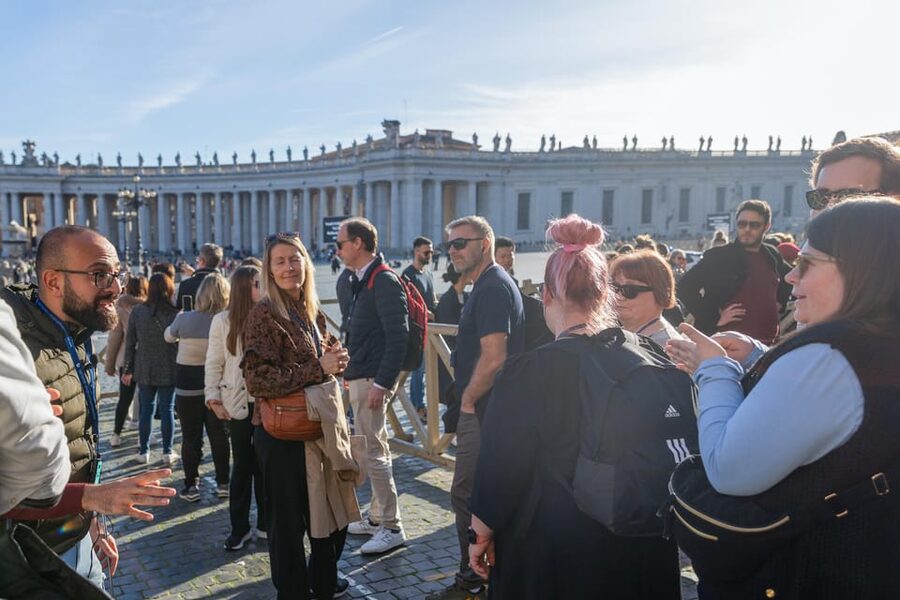 Rome: St. Peter's Basilica and Dome Entry + Audio Guide - The main drawbacks to weigh