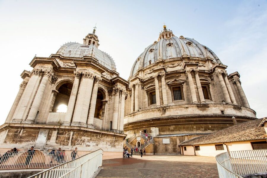 Rome: St. Peter's Basilica & Dome Entry Ticket & Audio Tour - What can make the visit frustrating?