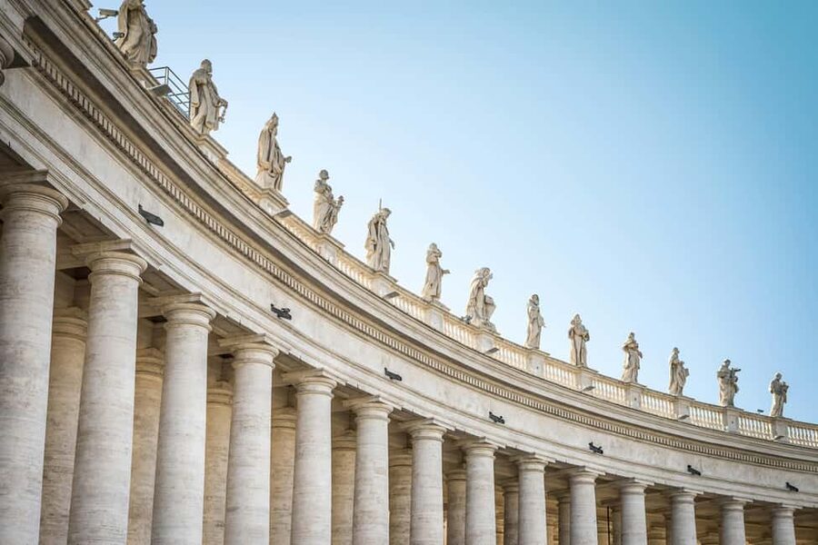 Rome:St. Peter's Basilica Hosted Entry + Official Audioguide - What the $10 entry actually gives you