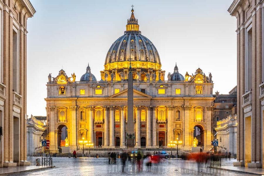 Rome: St. Peters Basilica Reserved Entrance + Audio Guide - Michelangelo’s Pietà and the first look inside