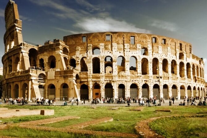 Rome Walking Tour with Audioguide on Your Smartphone - From quiet squares to the Trevi Fountain