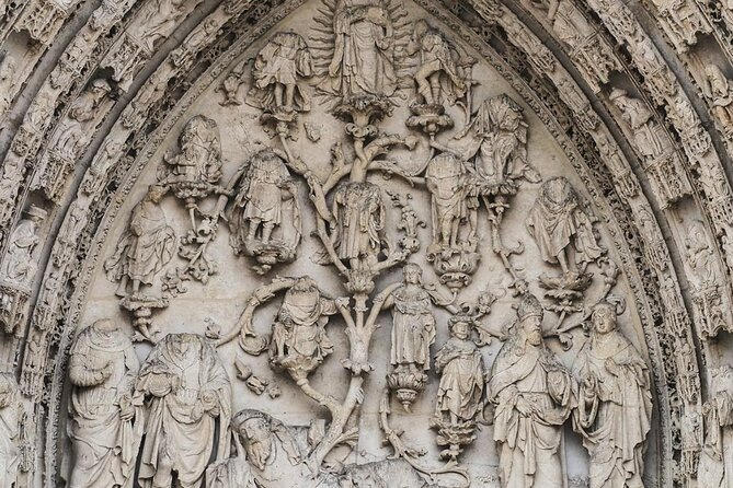 Rouen Cathedral Self Guided Audio Tour - See how Gothic engineering brought in light