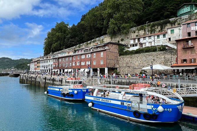 Sampling San Sebastián's History: A Self Guided Audio Tour - La Cuchara de San Telmo and the warm pintxo tradition