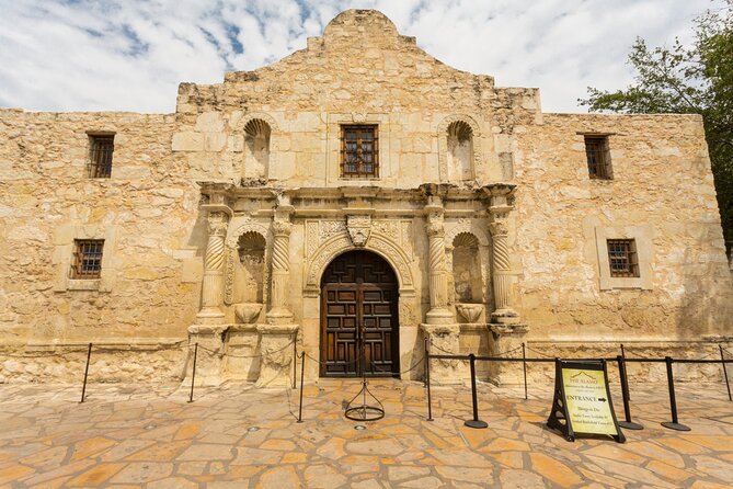 San Antonio River Walk Self-Guided Walking Audio Tour - Stargazer Citlali and San Antonio’s layered identity