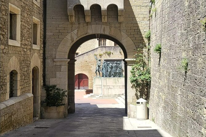San Marino's Three Towers: An Audio Tour of the Ancient Republic - Cisterns, old walls, and the living medieval center