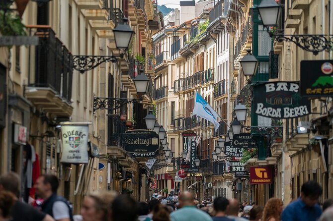 San Sebastian Scavenger Hunt & Highlights Self Guided Audio Tour - Maria Kristina Zubia and the Opening Route