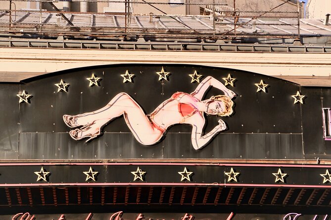Scandalous Paris, audioguided smartphone tour - Rue Saint-Lazare and the lorettes