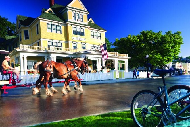 Scenic Mackinac Island: A Self-Guided Cycling Audio Tour - Key points to know before you ride