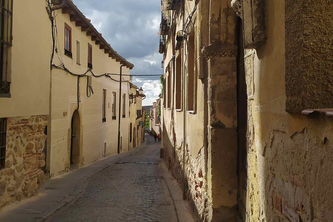 Segovia from the Aqueduct to the Alcazar: A Self-Guided Audio Tour - Mirador Junto Plaza Reina Victoria Eugenia
