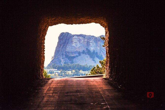 Self-Guided Audio Driving Tour in Black Hills and Mt Rushmore - Crazy Horse, Keystone, and Rapid City