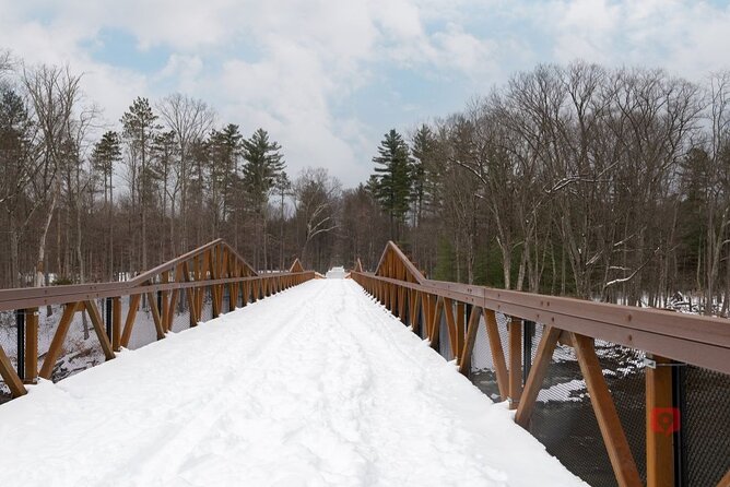 Self-Guided Audio Driving Tour in Catskills Scenic Byway - How the GuideAlong audio tour works
