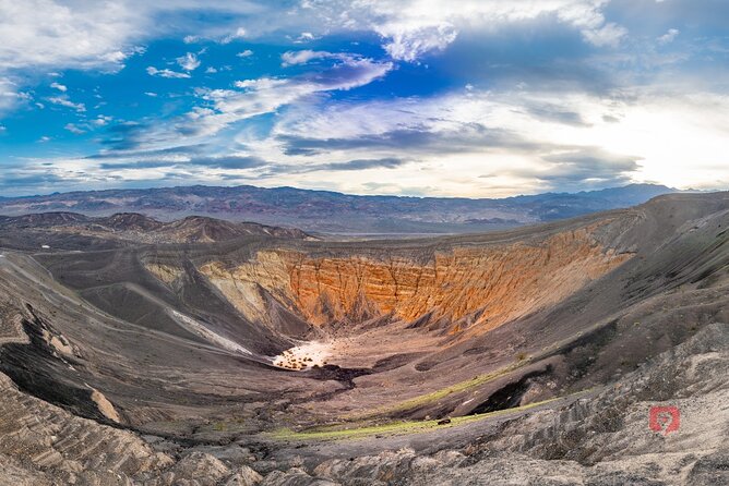 Self-Guided Audio Driving Tour in Death Valley National Park - Artist’s Palette brings color to Artist’s Drive