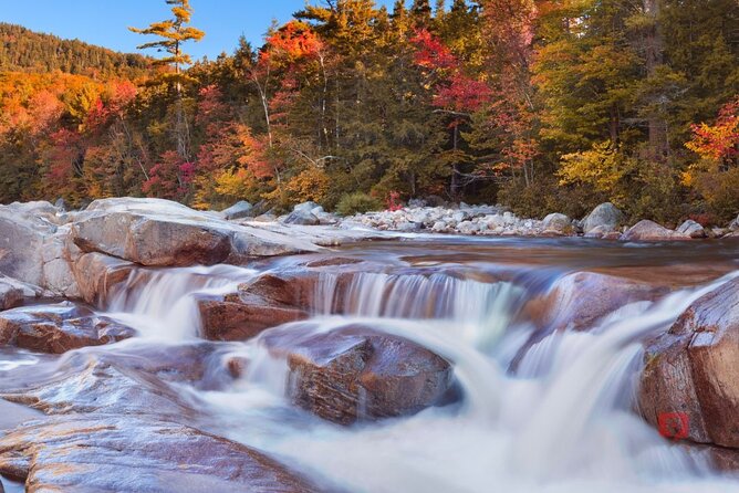Self-Guided Audio Driving Tour in Kancamagus Highway - Sabbaday Falls and the 15-minute walk