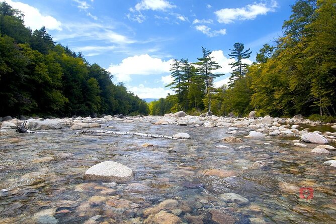 Self-Guided Audio Driving Tour in Kancamagus Highway - Sixty-seven audio points without a fixed script