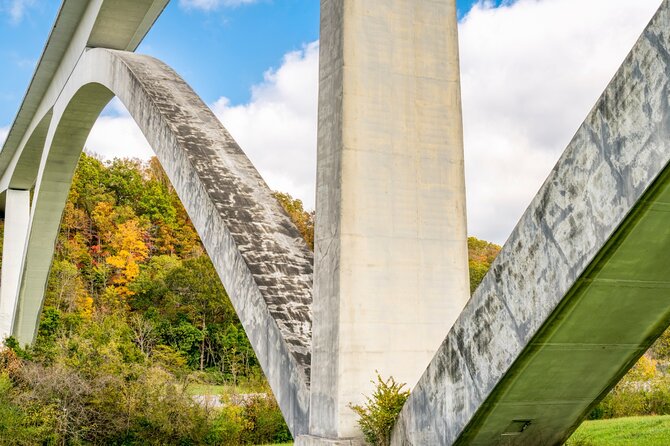 Self-Guided Audio Driving Tour in Natchez Trace Parkway - Jackson Falls: the best quick stop