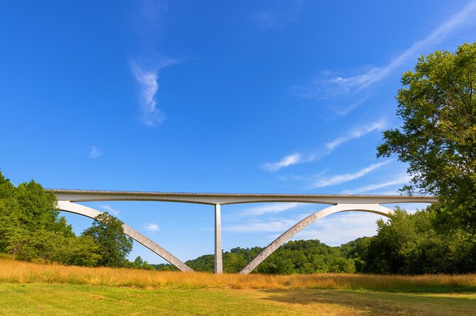 Self-Guided Audio Driving Tour in Natchez Trace Parkway - Leiper’s Fork: a five-minute detour with local character