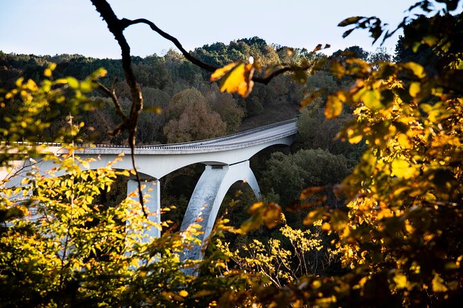 Self-Guided Audio Driving Tour in Natchez Trace Parkway - Old Trace Drive: driving the original route