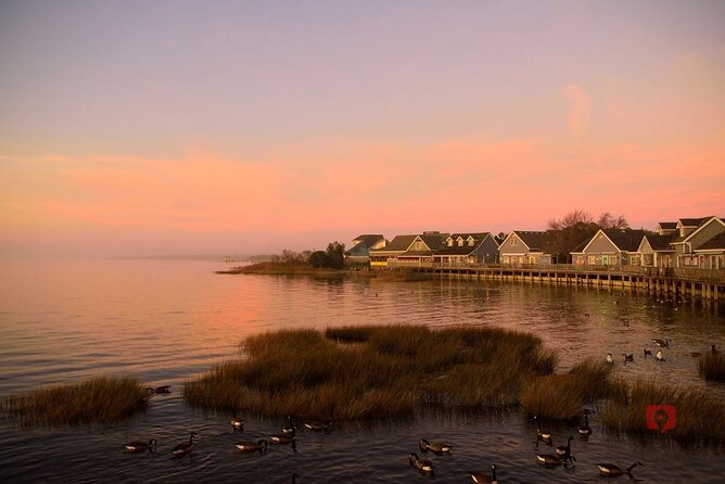 Self-Guided Audio Driving Tour in Outer Banks - Bodie Island Lighthouse and Cape Hatteras Lighthouse