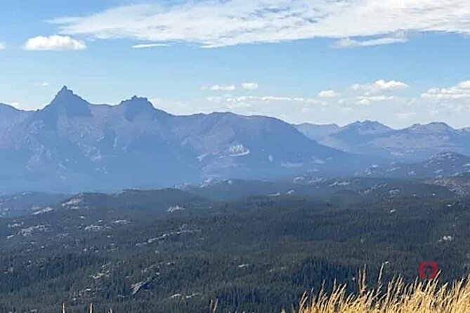 Self-Guided Audio Driving Tour on Beartooth Highway - Island Lake, the best stop for a longer break