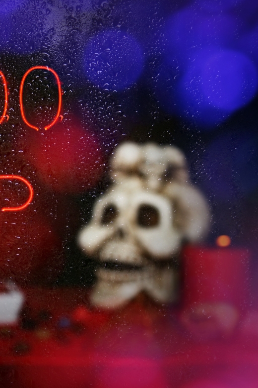 Self Guided Audio Ghost Tour in New Orleans in 6 Languages - Starting with the phone and first location