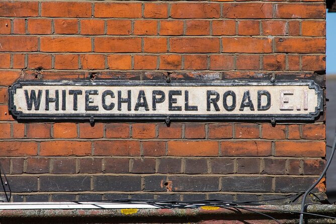 Self-Guided Audio Tour-Behind the shadow of evil: Jack the Ripper - A private walk with no fixed group
