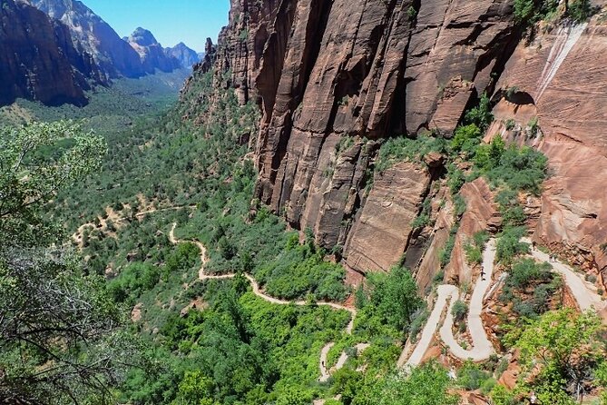 Self Guided Audio Tour Bundle for Utah's Mighty Five - The biggest strength: information without a fixed group