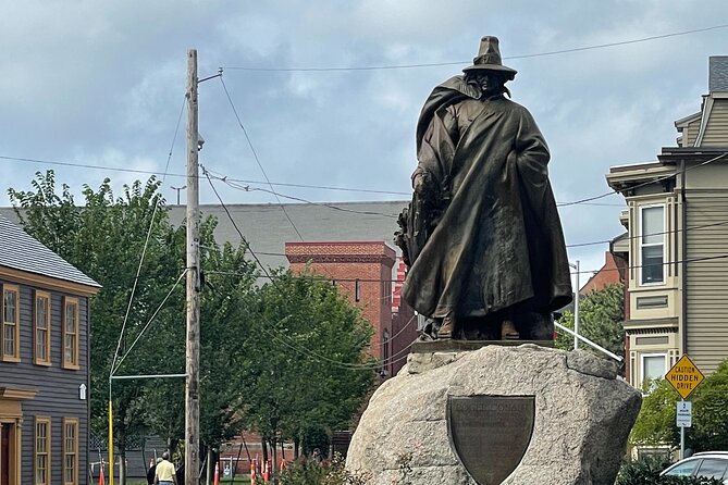 Self Guided Audio Tour 'Hawthorne's Haunts' Haunted Walking Tour Salem - Hawthorne Hotel: celebrity history and ghost reports