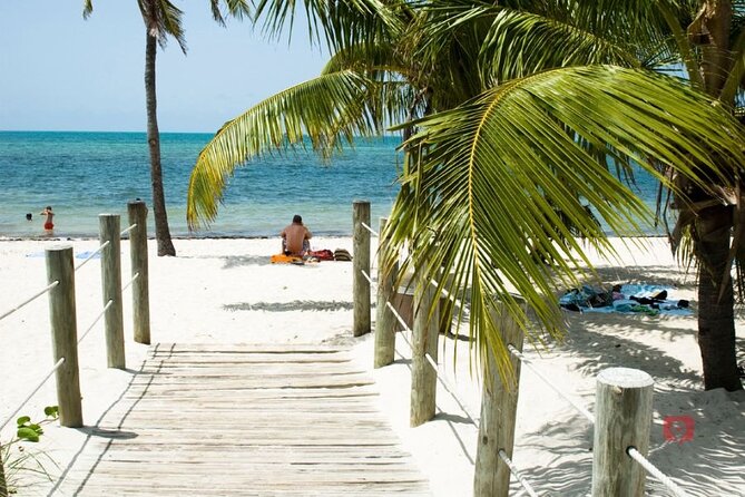 Self-Guided Audio Tour in Florida Keys - Hemingway’s house and Old Town