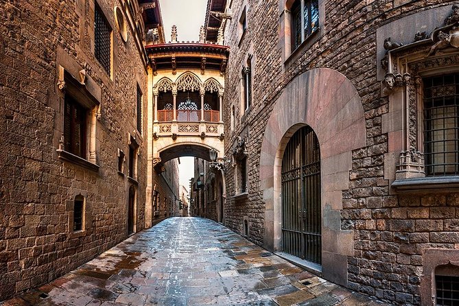 Self-Guided Audio Tour - Legends of the Gothic Quarter - The narration style may shape your opinion