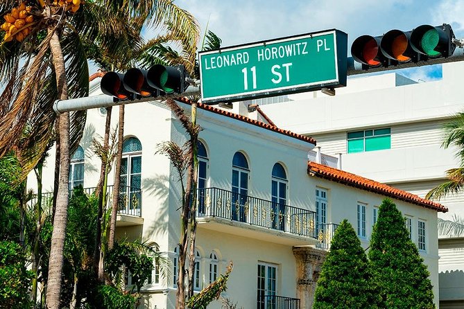 Self-Guided Audio Tour - Miami Art Deco - One hour is useful, but the clock is approximate