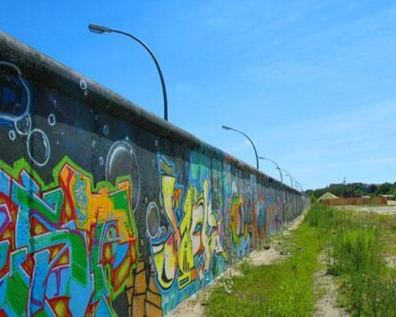 Self-Guided Audio Tour-The Fall of the wall: A light for humanity - How long you should plan to spend