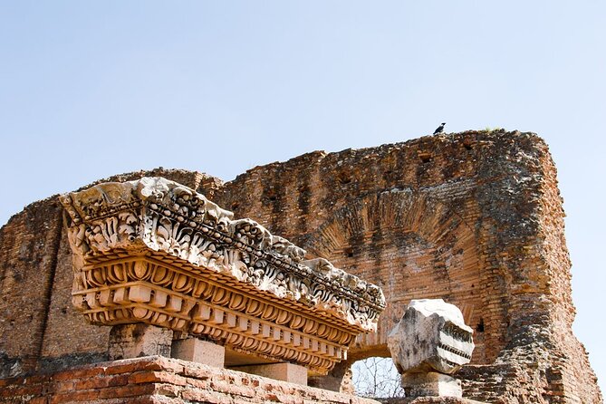 Self-Guided Audio Tour - The gods of the Palatine - Domus Flavia, the ceremonial palace of Domitian