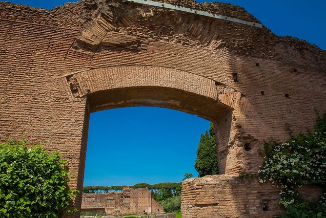 Self-Guided Audio Tour - The gods of the Palatine - Public courtyards and the imperial way of life