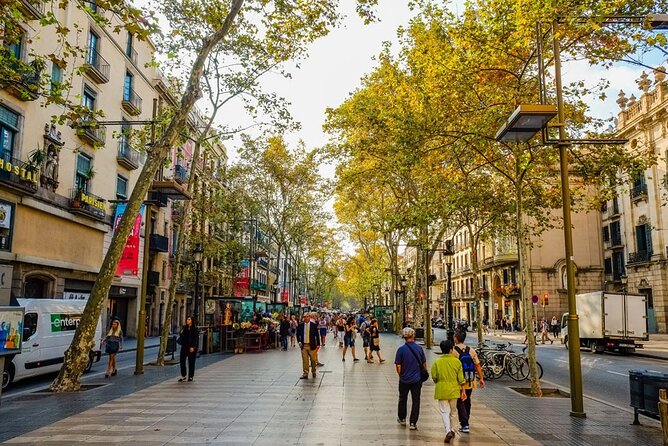 Self-Guided Audio Tour-The Surrealist Barcelona of Dalí and Gaudí - A $10 price, but modest coverage