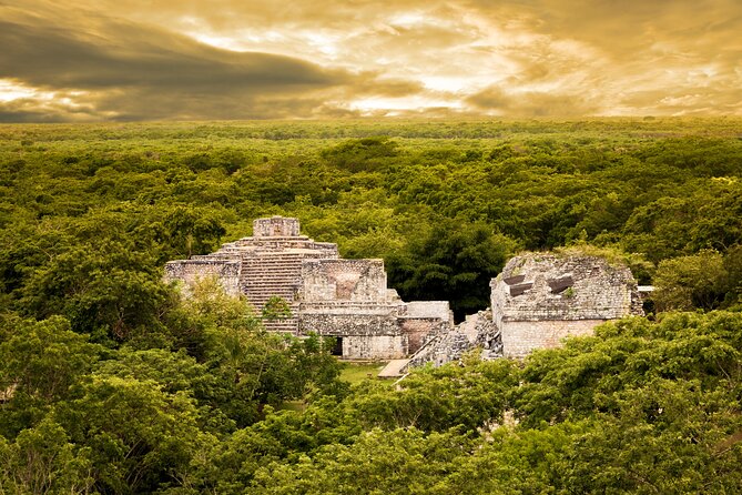 Self-Guided Audio Walking Tour of Mexico’s Ek Balam - Sacbe, defensive wall, and the entrance arch