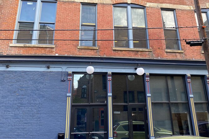 Self Guided Cincinnati Ghost Haunted Walking Tour Audio Tour Music Hall OTR - How the WalknTours format affects the experience