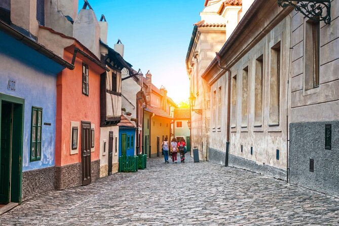 Self Guided City Audio Tour in Prague Castle (no ticket) - Castle ramparts and the oldest fortifications