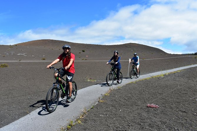Self-Guided GPS Audio E-Bike Tour Hawaii Volcanoes National Park - The app is useful, but prepare it yourself