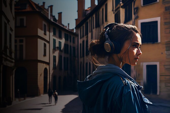 Self Guided Tours Amsterdam With 100 Captivating Audio Stories - What the 100-plus stories mean in practice