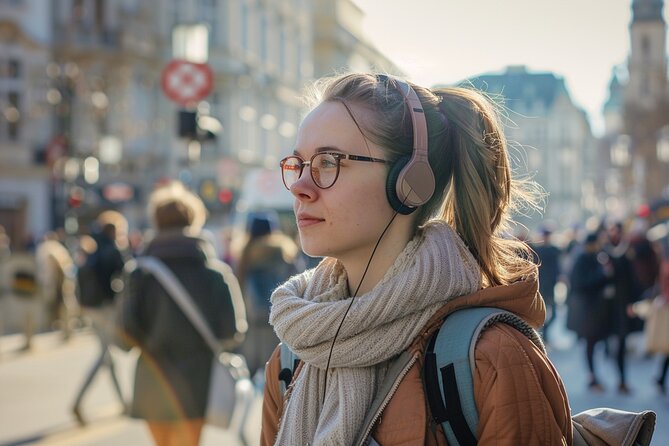 Self Guided Tours Munich With 100 Captivating Audio Stories - Use the gates, fountains, and streets as short story breaks