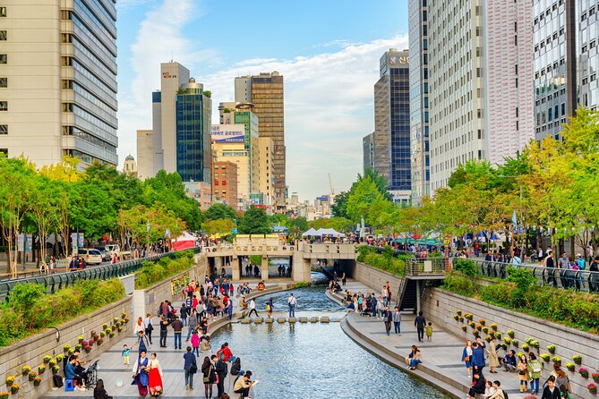 Seoul Self-Guided Audio Tour - The royal center: Gyeongbokgung, Bukchon, and Changdeokgung
