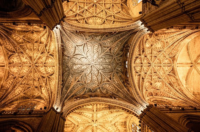 Seville Cathedral and Giralda Entry Tickets with Audio Guide - Who will enjoy this experience most?