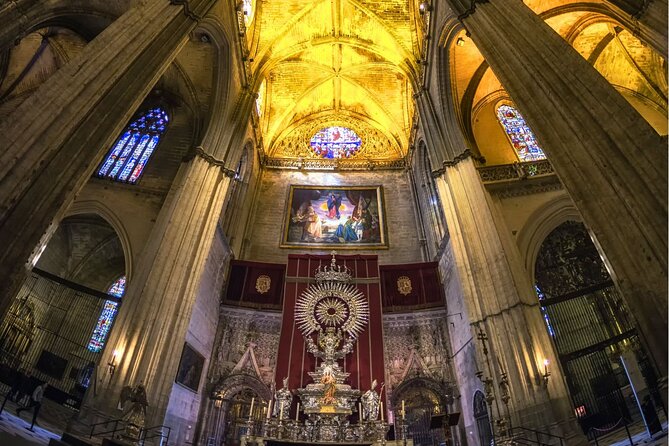 Seville Cathedral and La Giralda Entry Ticket with Audio Guide - Timing your visit without frustration