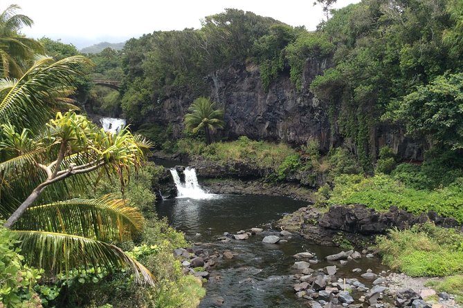 Shaka Guide Maui "Classic" Road to Hana Audio Driving Tour - Hana’s beaches and the route’s far end
