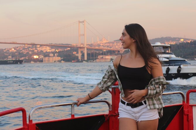 Short Bosphorus Cruise Tour With Hotel Pickup And Audio Guide - The Golden Horn Gives You a Gentle Introduction
